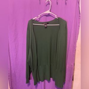 💜 Ashley Stewart green sweater 💜